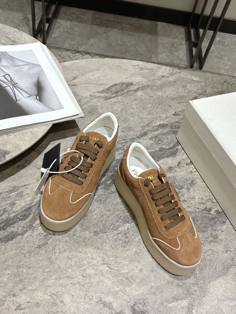 Pra*a sneakers